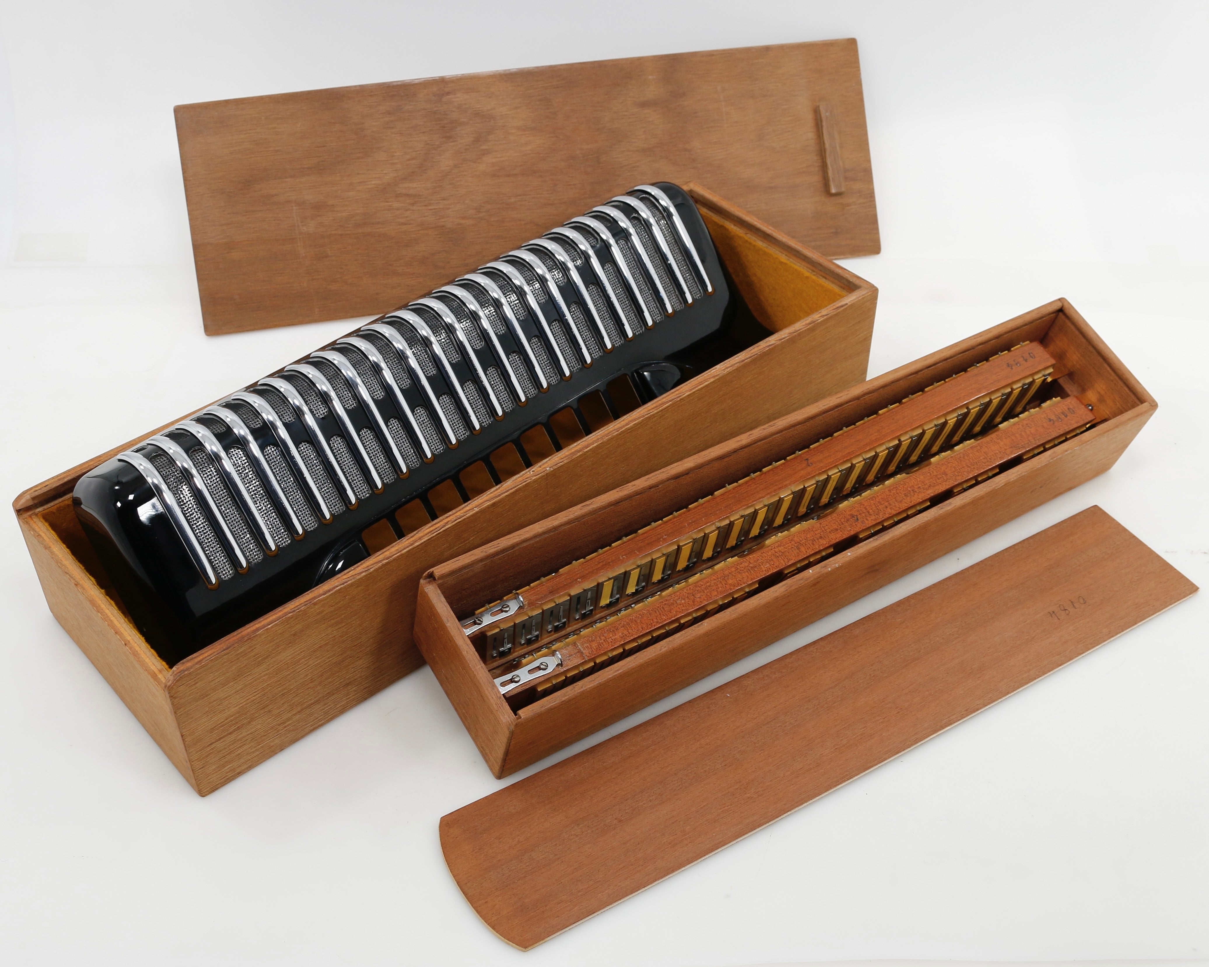 petosa AM-1400 (19 1/4" LMMH)